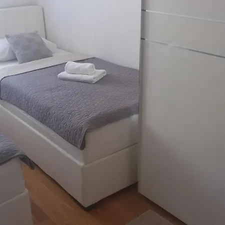 Marys Home Apartment Medugorje Exterior photo